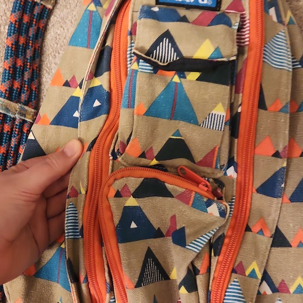 KAVU "Range" Patterned Sling Rope Bag - Picture 5 of 12